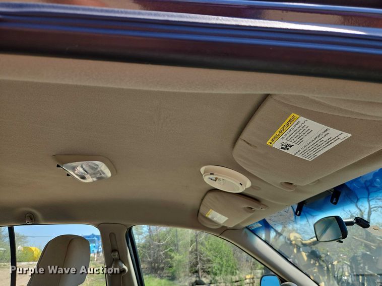 image for item EO7228 2010 Ford Crown Victoria Police Interceptor passenger vehicle