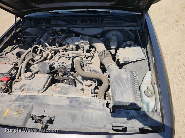 image for item EO7228 2010 Ford Crown Victoria Police Interceptor passenger vehicle