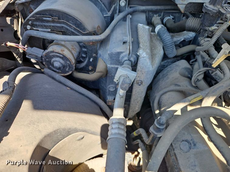 image for item EO7228 2010 Ford Crown Victoria Police Interceptor passenger vehicle