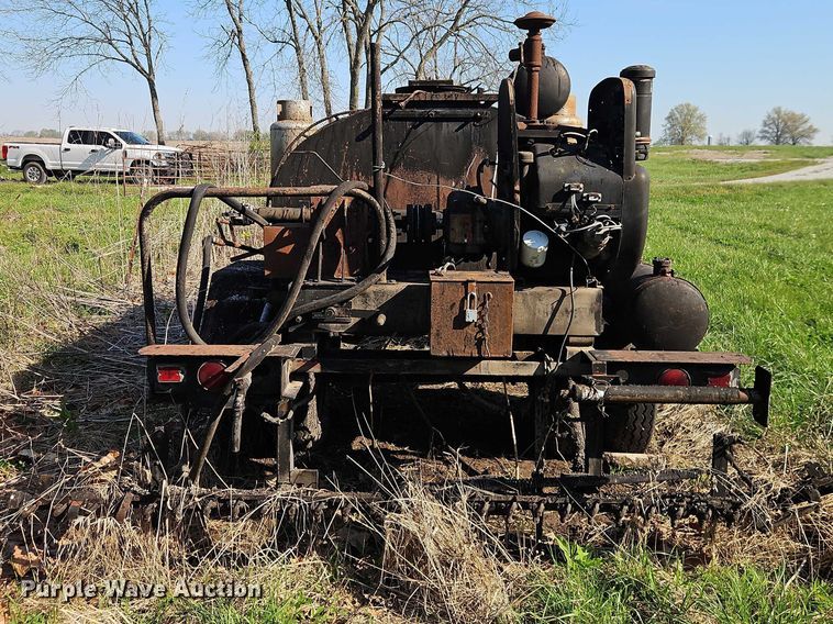 image for item EO7231 Etnyre MU6TRL pothole patcher