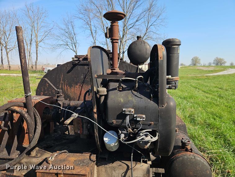 image for item EO7231 Etnyre MU6TRL pothole patcher