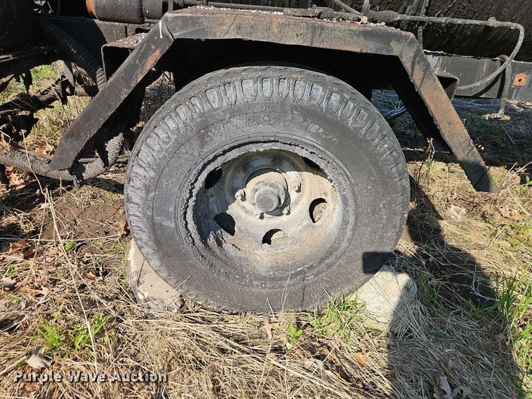 image for item EO7231 Etnyre MU6TRL pothole patcher