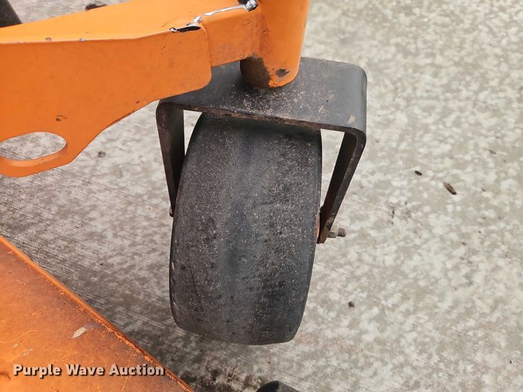 image for item EO7233 Scagg Turf Tiger II ZTR lawn mower