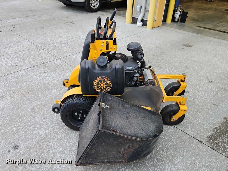 image for item EO7234 Wright Stander I ZTR lawn mower