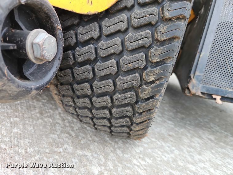 image for item EO7234 Wright Stander I ZTR lawn mower