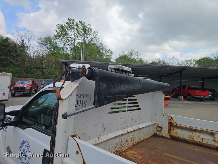 image for item EO7235 2011 Ford F350 Super Duty 