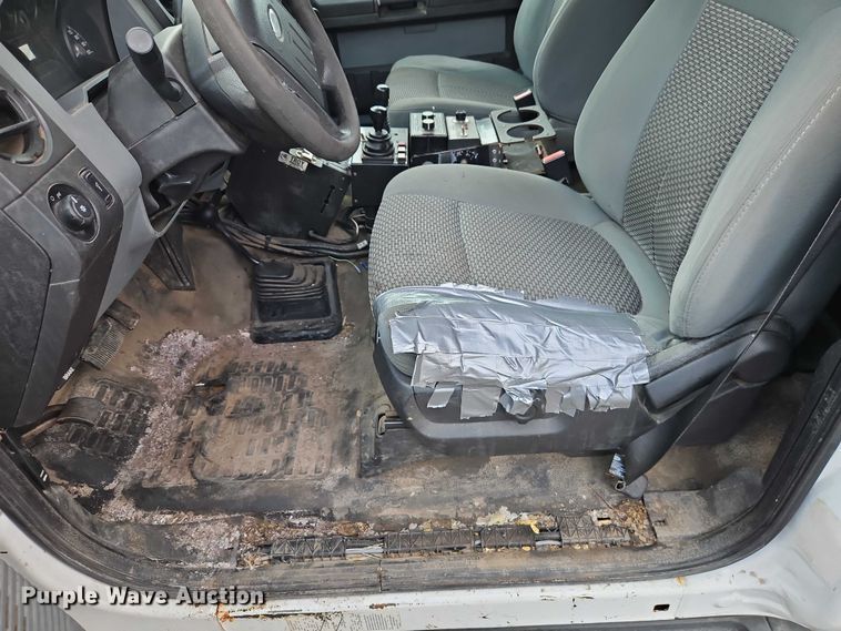 image for item EO7235 2011 Ford F350 Super Duty 