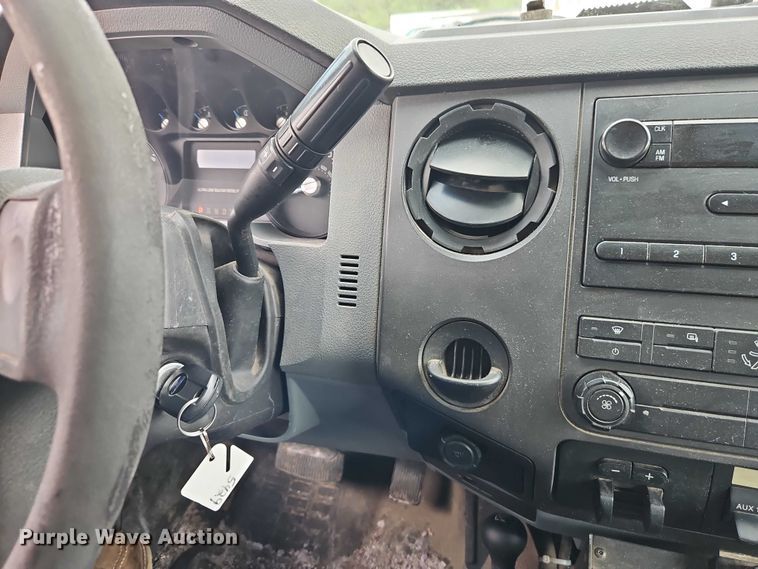 image for item EO7235 2011 Ford F350 Super Duty 