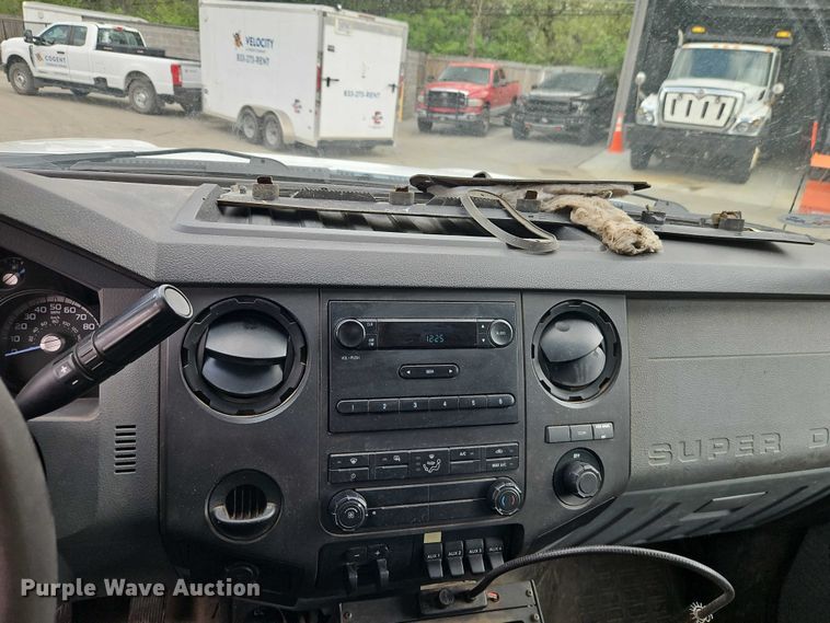 image for item EO7235 2011 Ford F350 Super Duty 