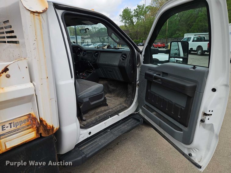 image for item EO7235 2011 Ford F350 Super Duty 