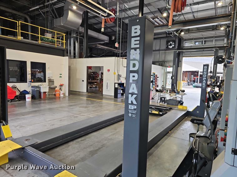 image for item EO7236 BendPak HDS-18E automotive lift