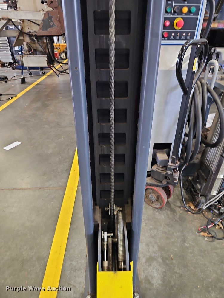 image for item EO7236 BendPak HDS-18E automotive lift