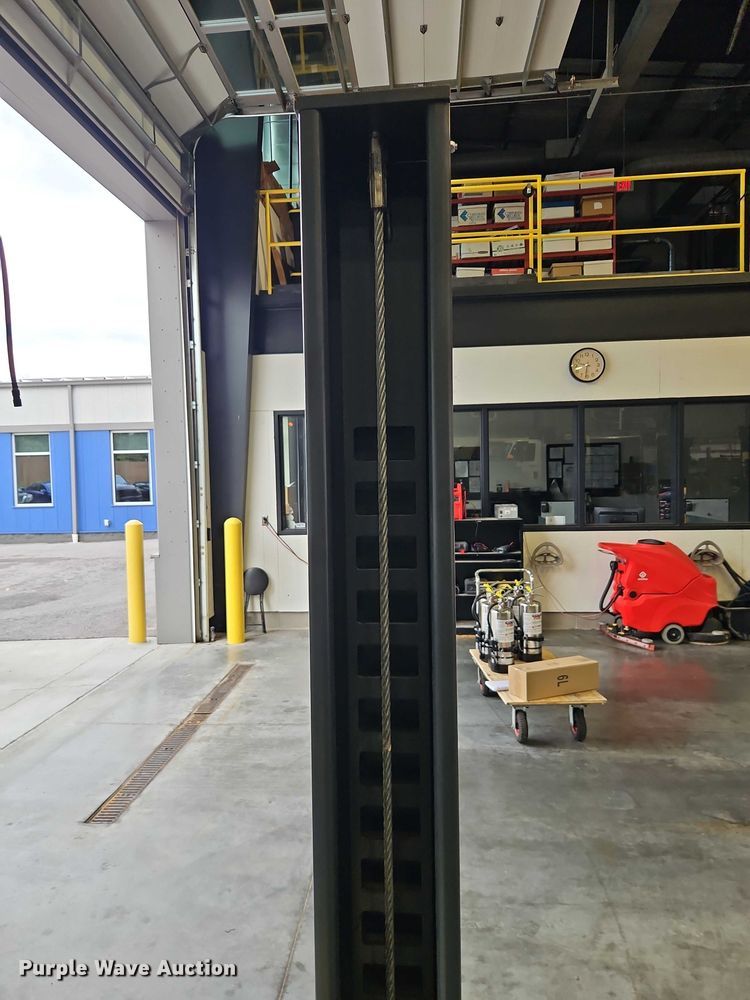 image for item EO7236 BendPak HDS-18E automotive lift