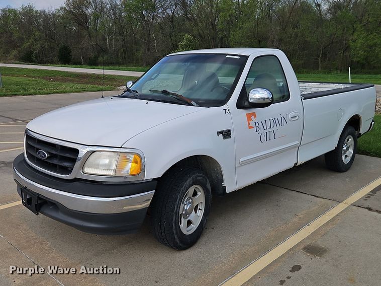 image for item EO7242 2000 Ford F-150 pickup truck