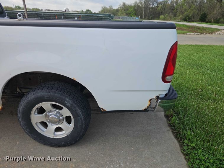 image for item EO7242 2000 Ford F-150 pickup truck