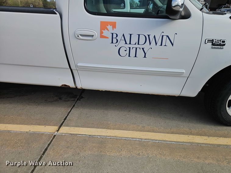 image for item EO7242 2000 Ford F-150 pickup truck