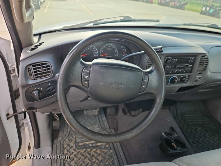 image for item EO7242 2000 Ford F-150 pickup truck