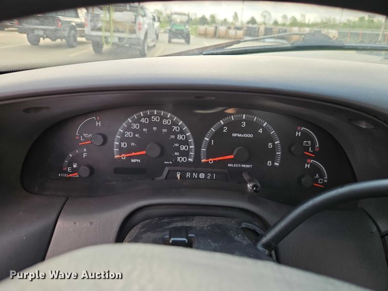 image for item EO7242 2000 Ford F-150 pickup truck