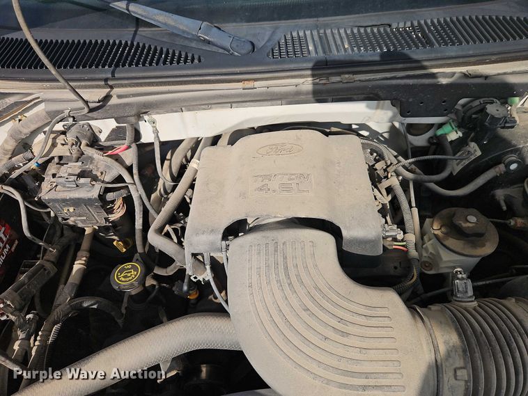 image for item EO7242 2000 Ford F-150 pickup truck