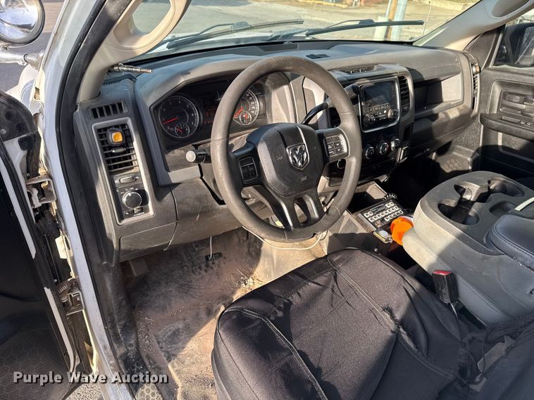 image for item ES5504 2018 RAM 1500 Crew Cab pickup truck