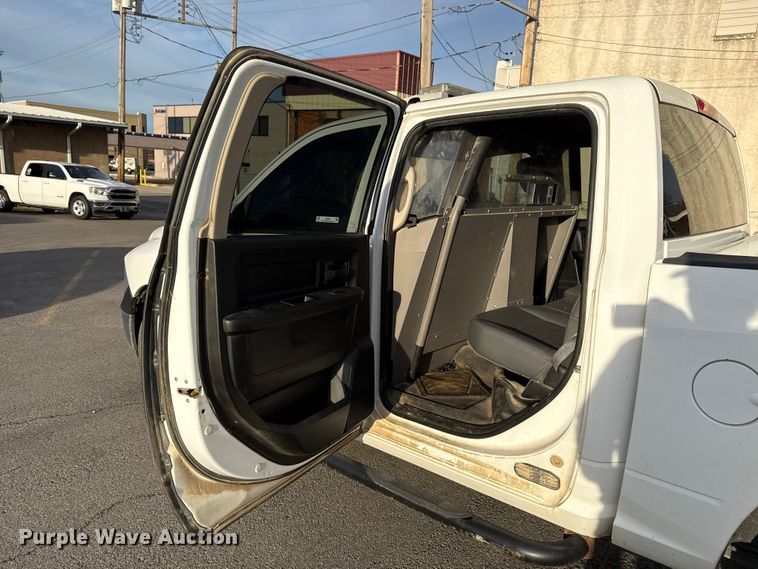 image for item ES5504 2018 RAM 1500 Crew Cab pickup truck