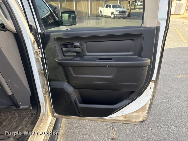 image for item ES5504 2018 RAM 1500 Crew Cab pickup truck