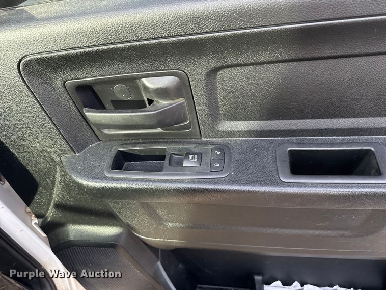 image for item ES5504 2018 RAM 1500 Crew Cab pickup truck