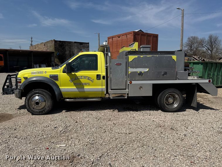 image for item ET1836 2009 Ford F550 brush fire truck