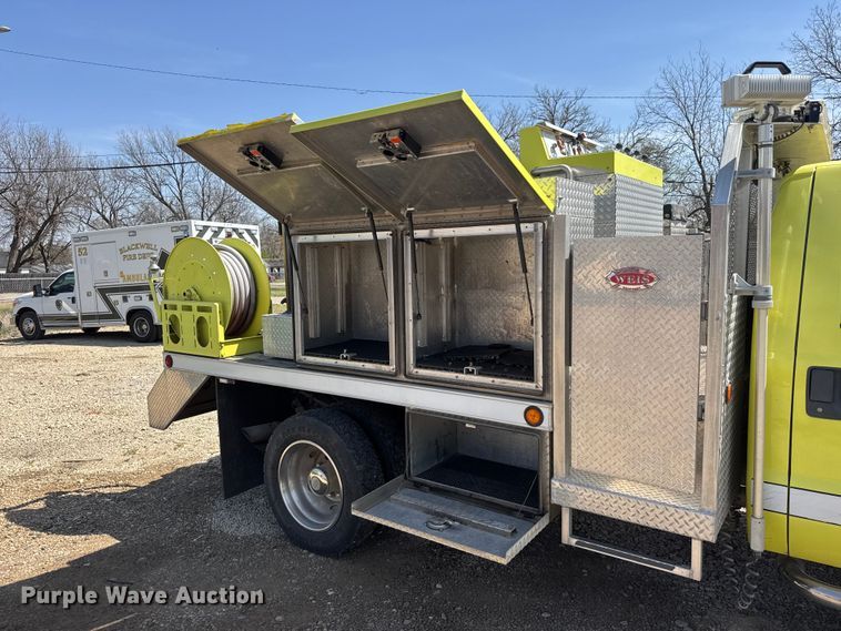 image for item ET1836 2009 Ford F550 brush fire truck