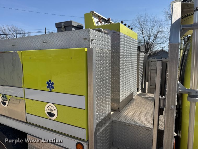 image for item ET1836 2009 Ford F550 brush fire truck