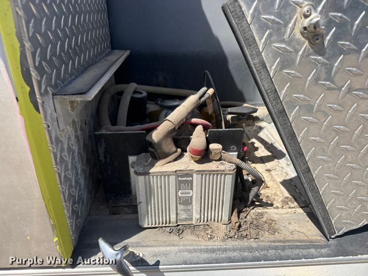 image for item ET1836 2009 Ford F550 brush fire truck