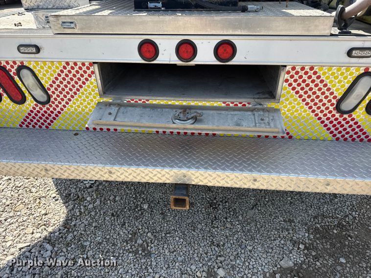 image for item ET1836 2009 Ford F550 brush fire truck