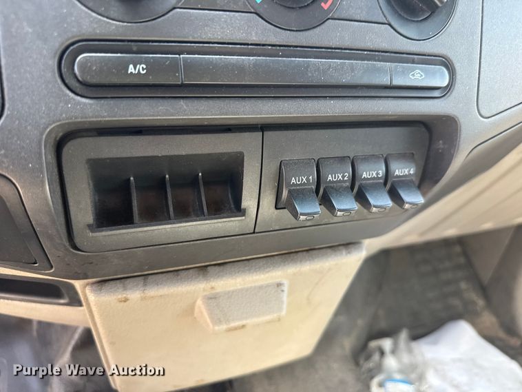 image for item ET1836 2009 Ford F550 brush fire truck