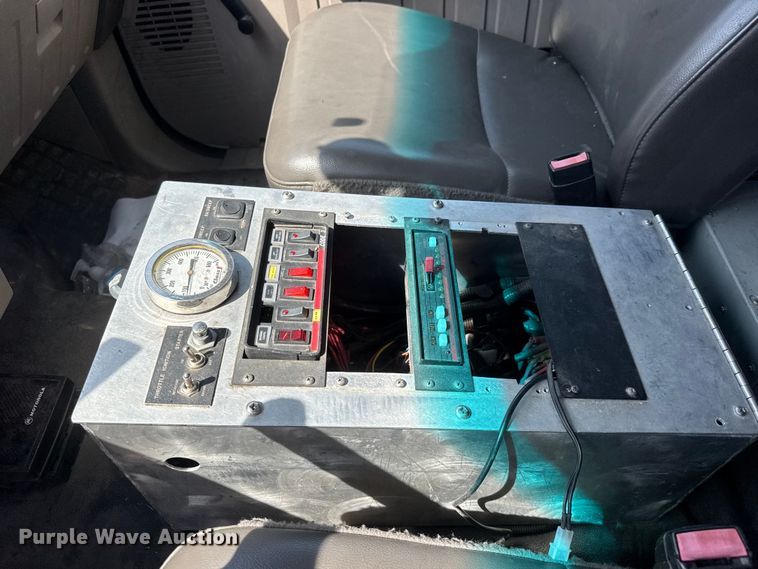 image for item ET1836 2009 Ford F550 brush fire truck