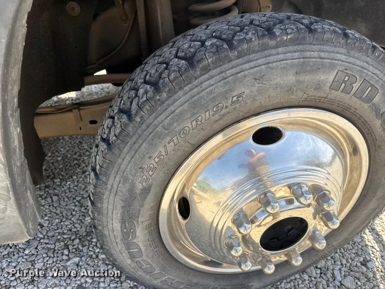 image for item ET1836 2009 Ford F550 brush fire truck