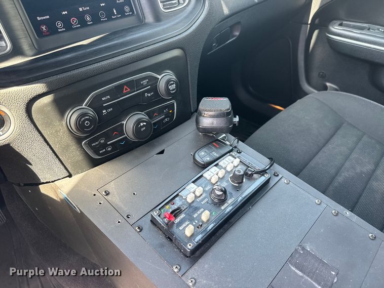 image for item ET1847 2018 Dodge Charger Police 