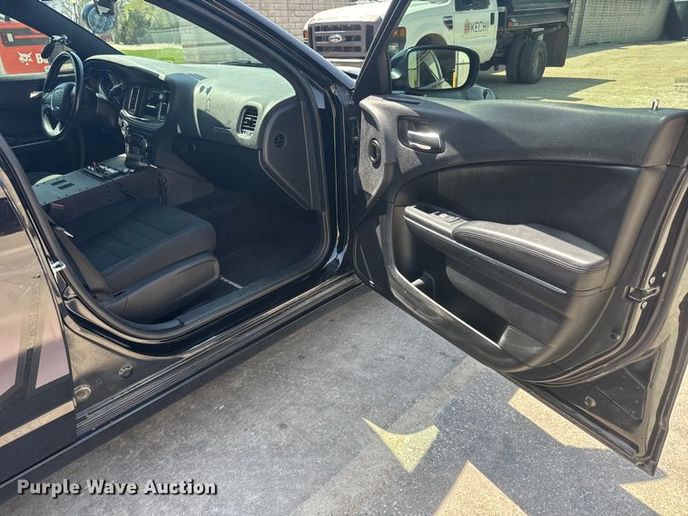 image for item ET1847 2018 Dodge Charger Police 