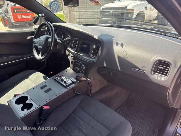 image for item ET1847 2018 Dodge Charger Police 