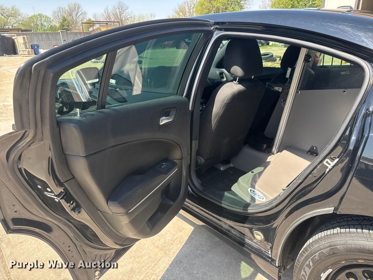 image for item ET1847 2018 Dodge Charger Police 