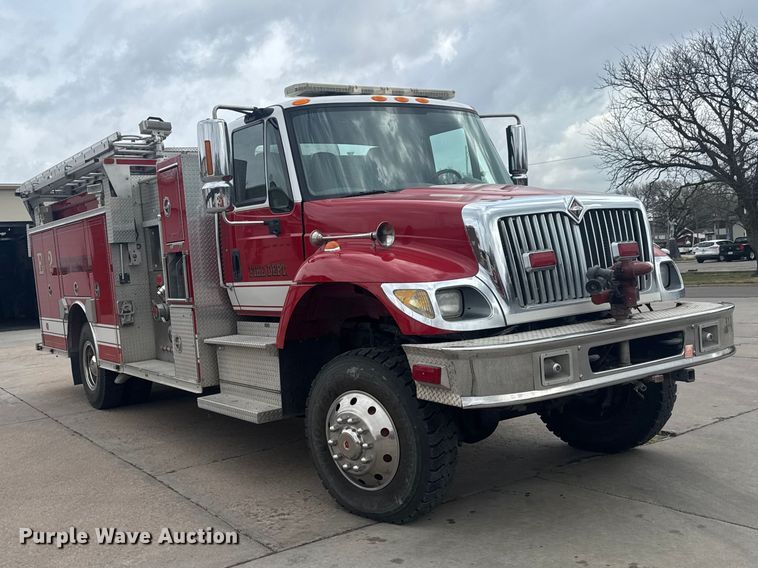 image for item ET1883 2007 International 7400 pumper fire truck