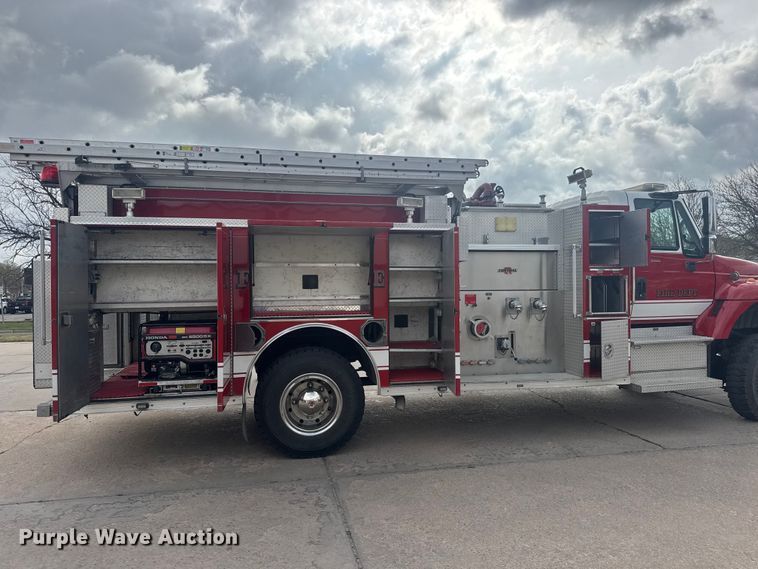 image for item ET1883 2007 International 7400 pumper fire truck
