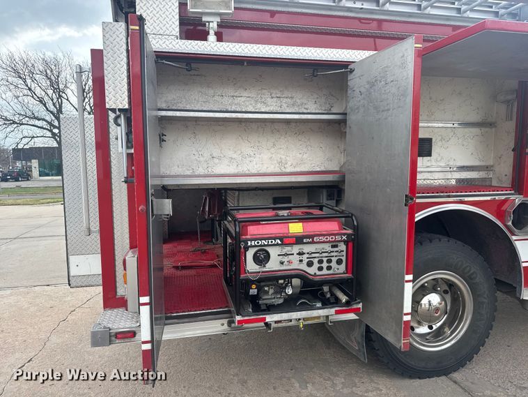 image for item ET1883 2007 International 7400 pumper fire truck