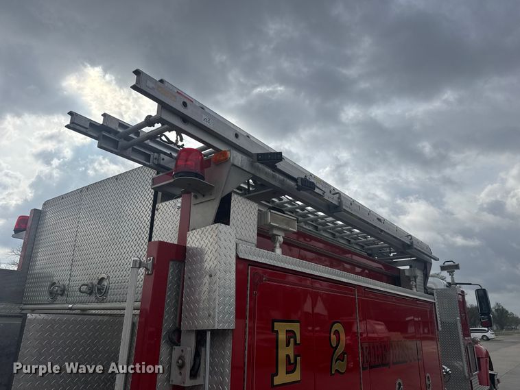 image for item ET1883 2007 International 7400 pumper fire truck