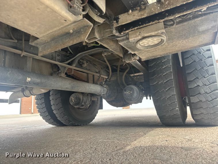 image for item ET1883 2007 International 7400 pumper fire truck