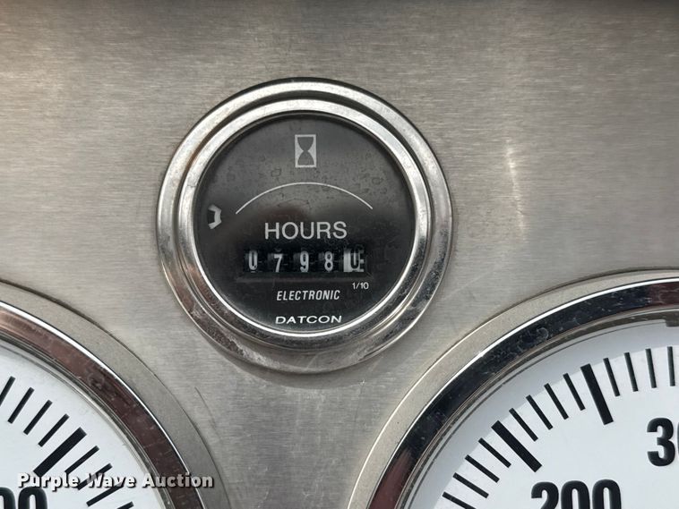 image for item ET1883 2007 International 7400 pumper fire truck