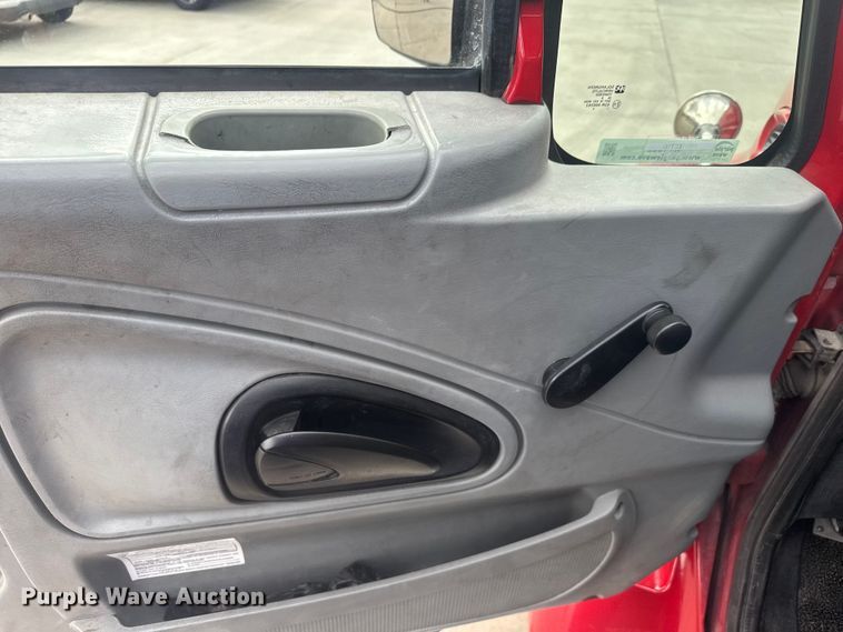 image for item ET1883 2007 International 7400 pumper fire truck