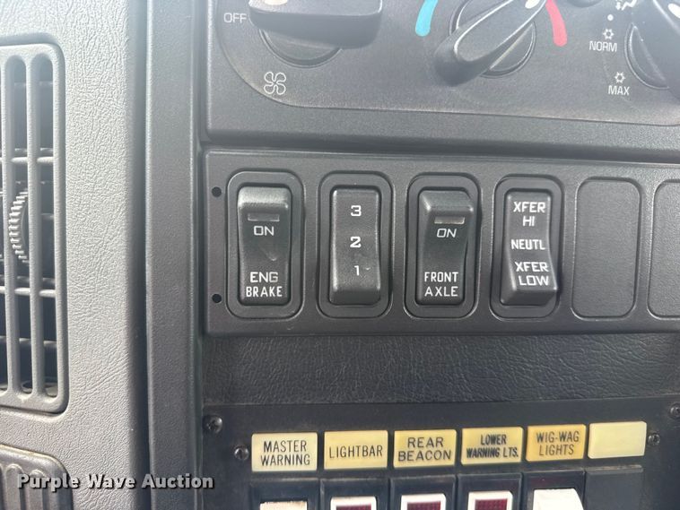 image for item ET1883 2007 International 7400 pumper fire truck