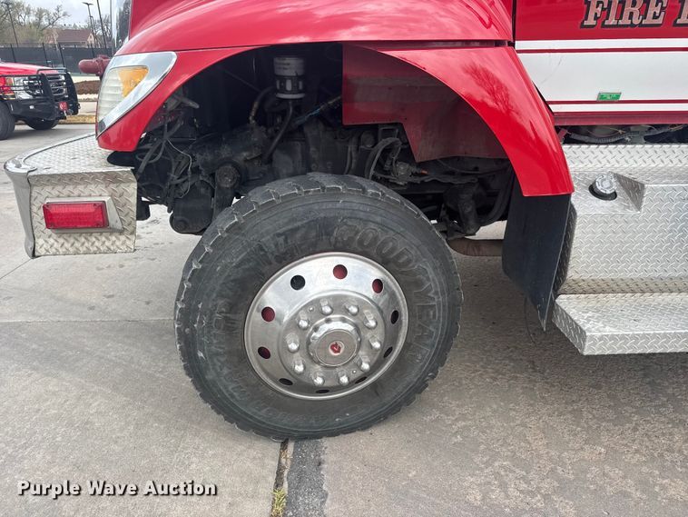 image for item ET1883 2007 International 7400 pumper fire truck