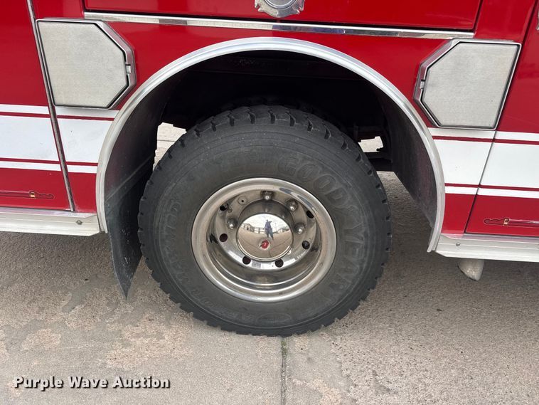 image for item ET1883 2007 International 7400 pumper fire truck