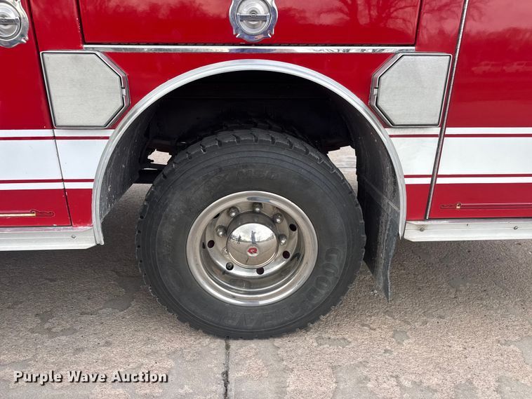 image for item ET1883 2007 International 7400 pumper fire truck